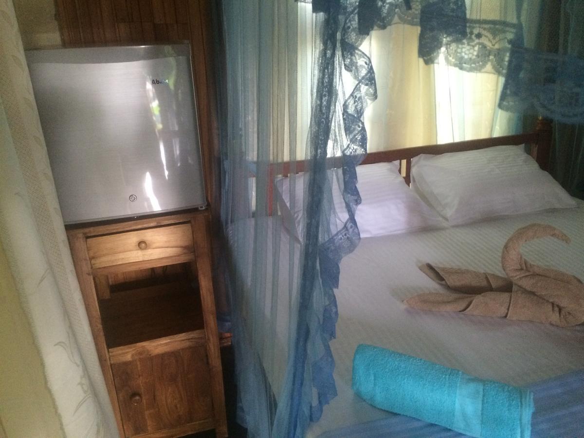 Sunny Family Hotel Unawatuna Bilik gambar