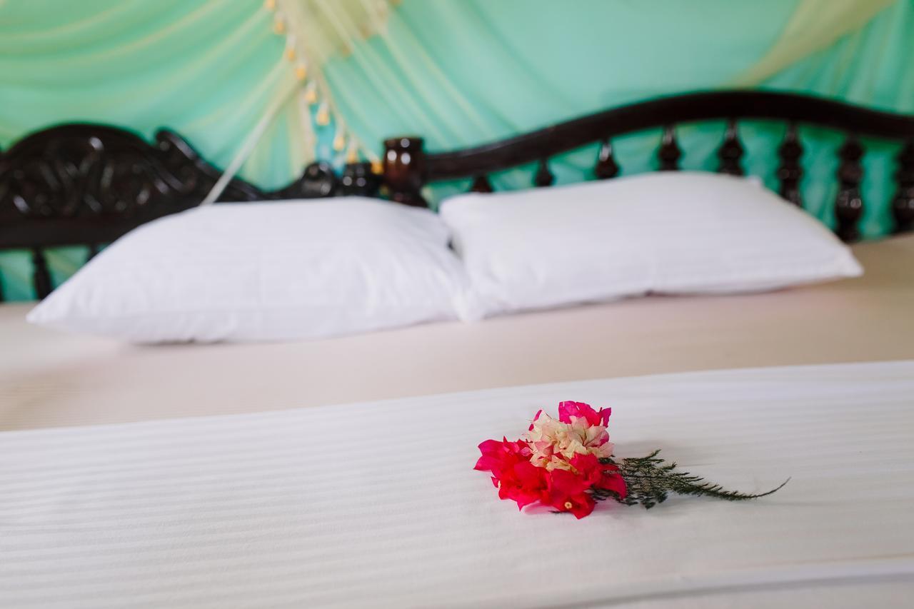 Sunny Family Hotel Unawatuna Luaran gambar