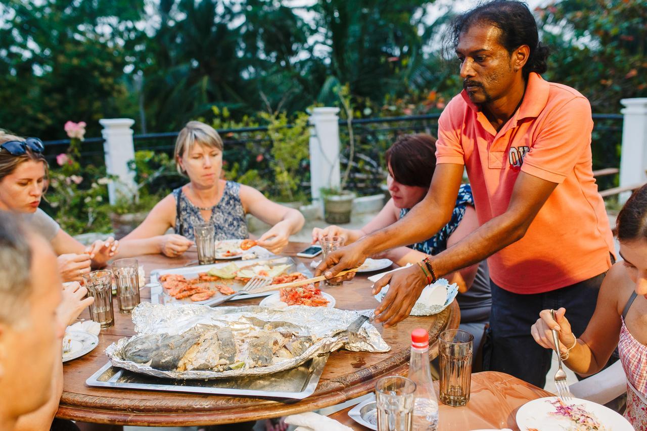 Sunny Family Hotel Unawatuna Luaran gambar